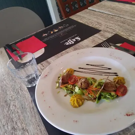 Le Petit Pêcheur 2*