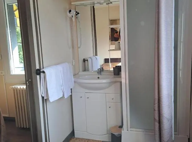 Hotel Le Petit Pêcheur Saint-Florent-le-Vieil