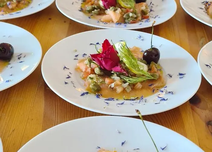 Le Petit Pecheur מלון