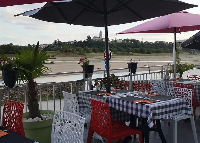 Hotel Le Petit Pecheur Saint-Florent-le-Vieil