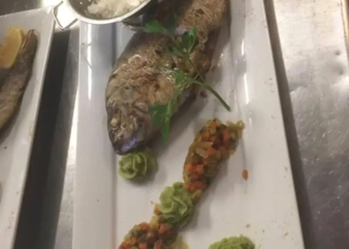 فندق Le Petit Pecheur 2*