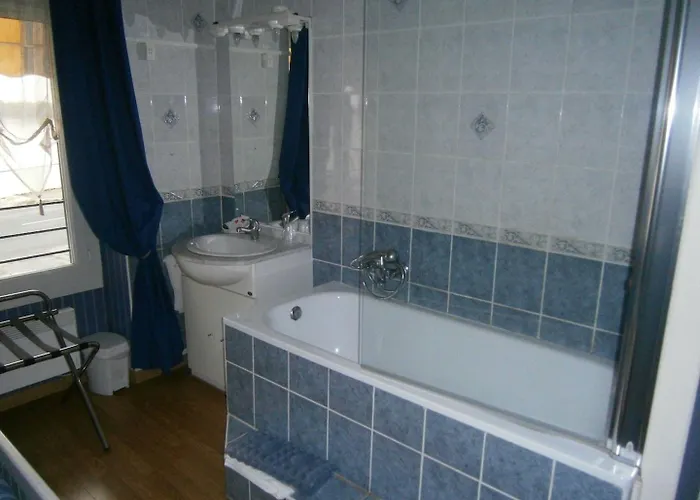 Hotel Le Petit Pecheur Saint-Florent-le-Vieil