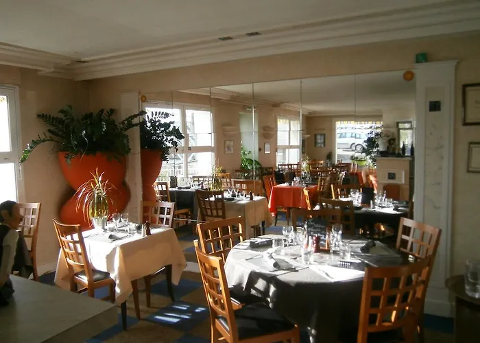 Hotel Le Petit Pecheur Saint-Florent-le-Vieil